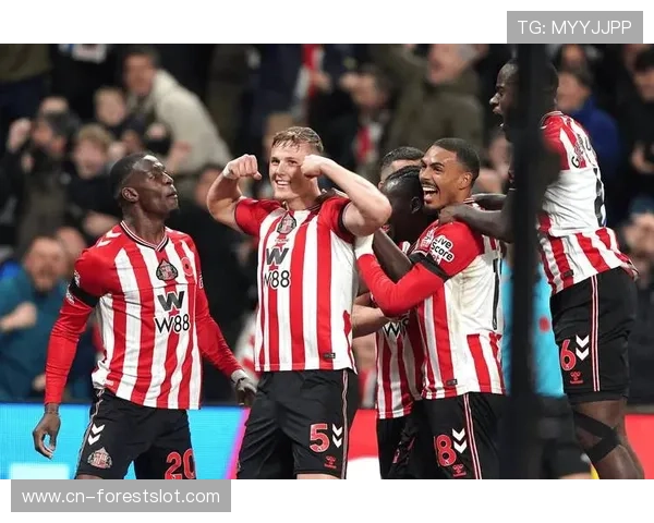 阿森纳2-2平桑德兰,领先优势缩水 阿森纳2-2平桑德兰,领先优势缩水