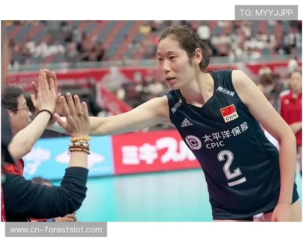 陈林坚加盟山东后迅速融入,首秀表现征服球迷 陈林坚加盟山东后迅速融入,首秀表现征服球迷